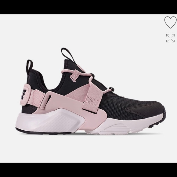 Nike Shoes - Nike Air Huaraches Nike Shoes - Nike Air Huaraches